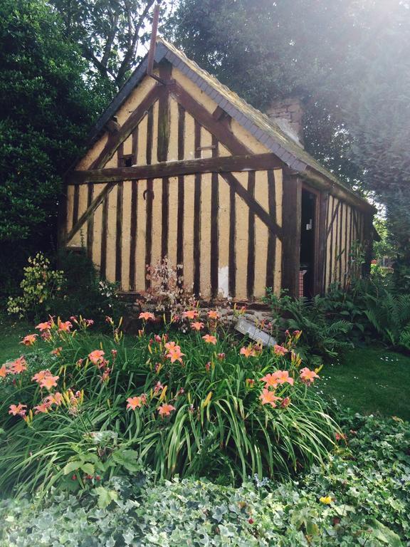 Bed and Breakfast Ferme De La Gortiere Le Teilleul Esterno foto