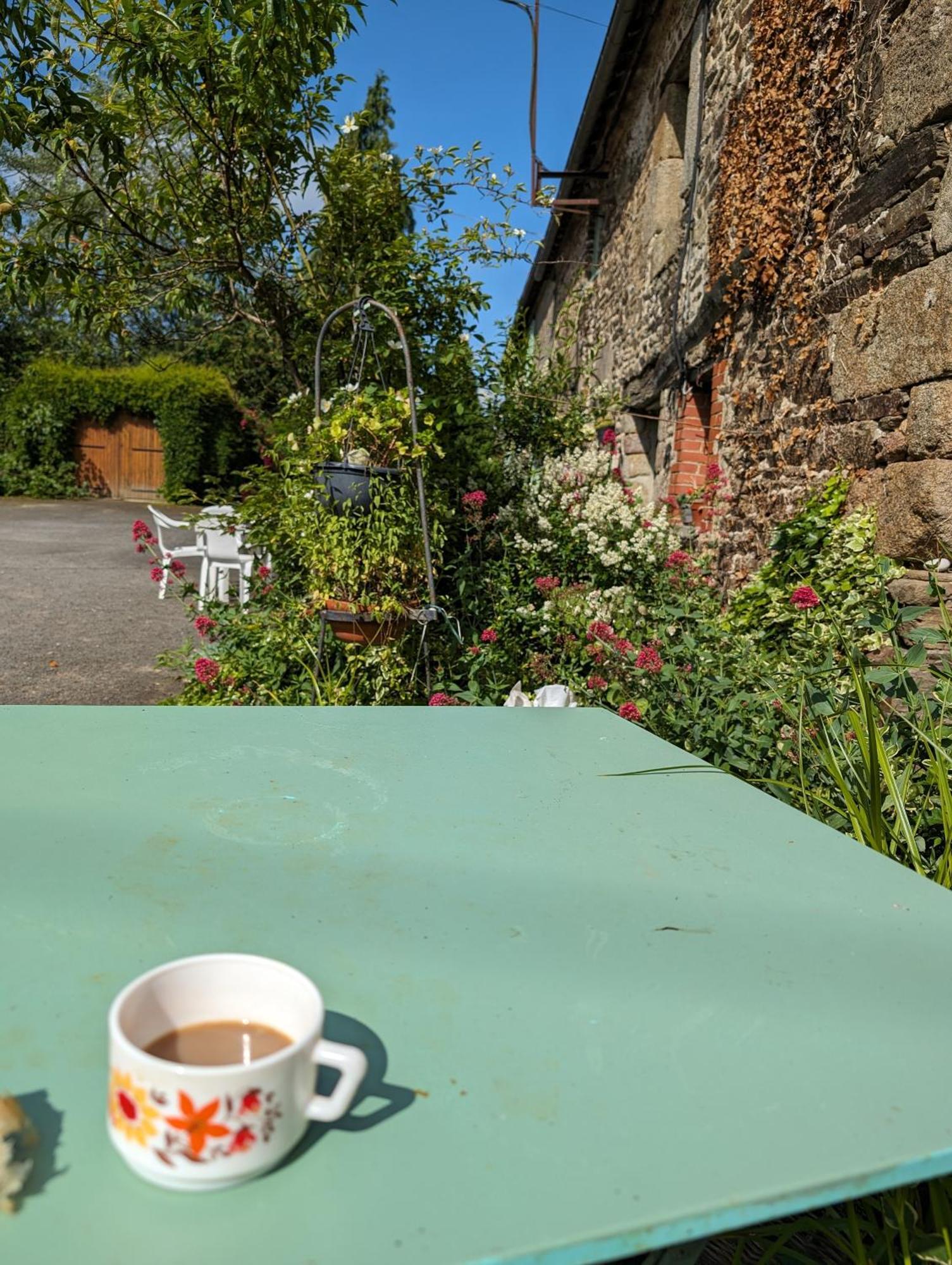 Bed and Breakfast Ferme De La Gortiere Le Teilleul Esterno foto