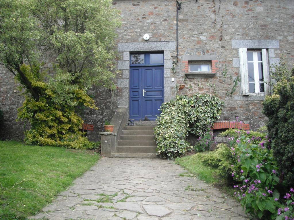 Bed and Breakfast Ferme De La Gortiere Le Teilleul Esterno foto